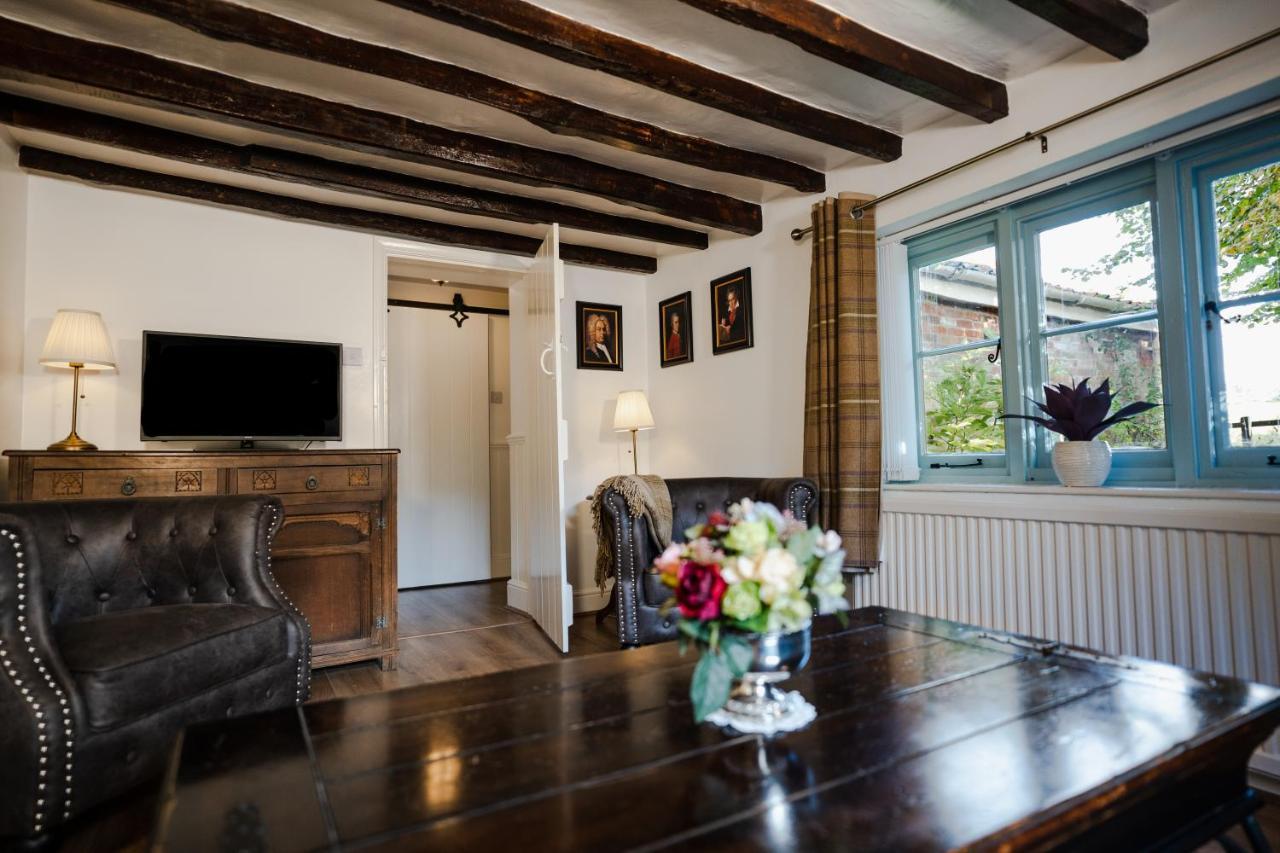 Hovell Hall Country Bed And Breakfast Norwich Exterior foto